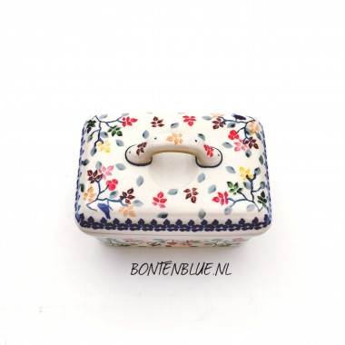 010 Bunzlau Container voor boter decor 3208X 010 Bunzlau Container voor boter decor 3208X