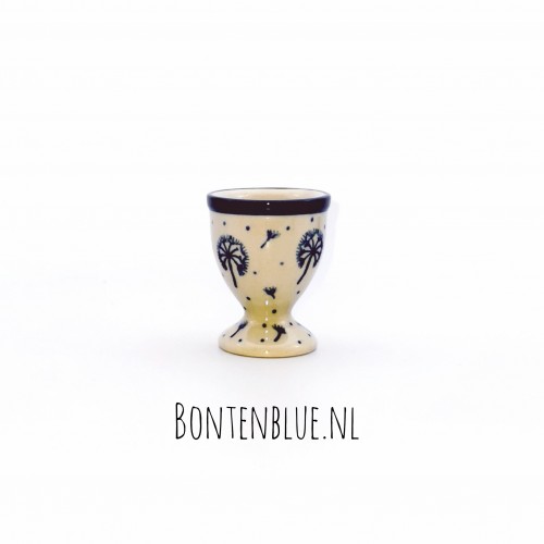 106 Bunzlau Egg cup decor 2550X
