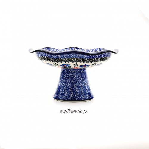 661 Bunzlau Seving bowl on foot M decor 1642X