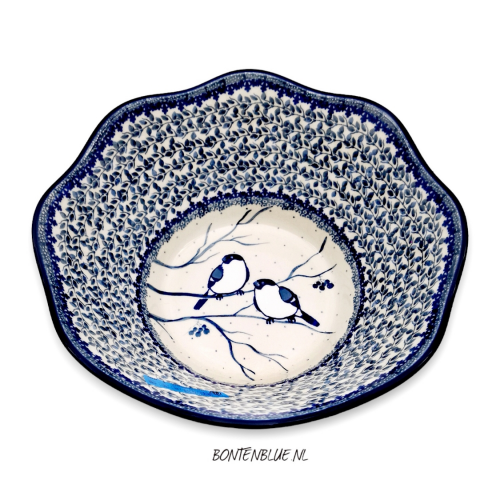 692 Bunzlau Ronde schaal met golvende rand M Ø 26 cm decor Unikat 4830X