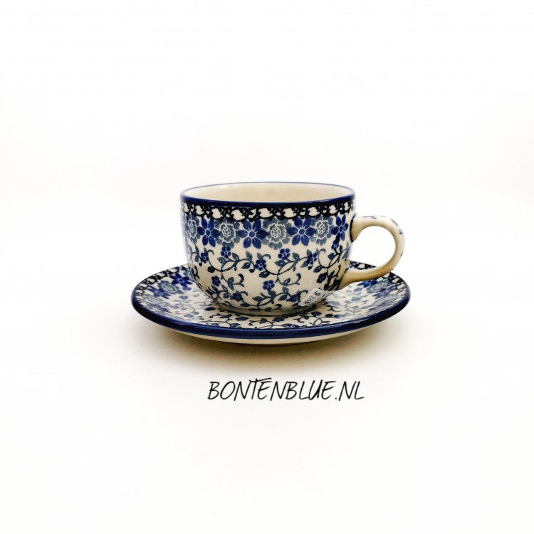 Pools Servies Kop en schotel 200 tm 300 ml 768 Pools Servies Kop en schotel 200 tm 300 ml 768